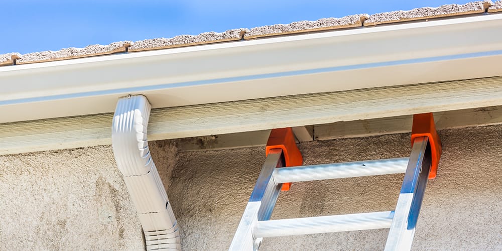 Smart Solar and Roofing Gutter Repair and Replacement